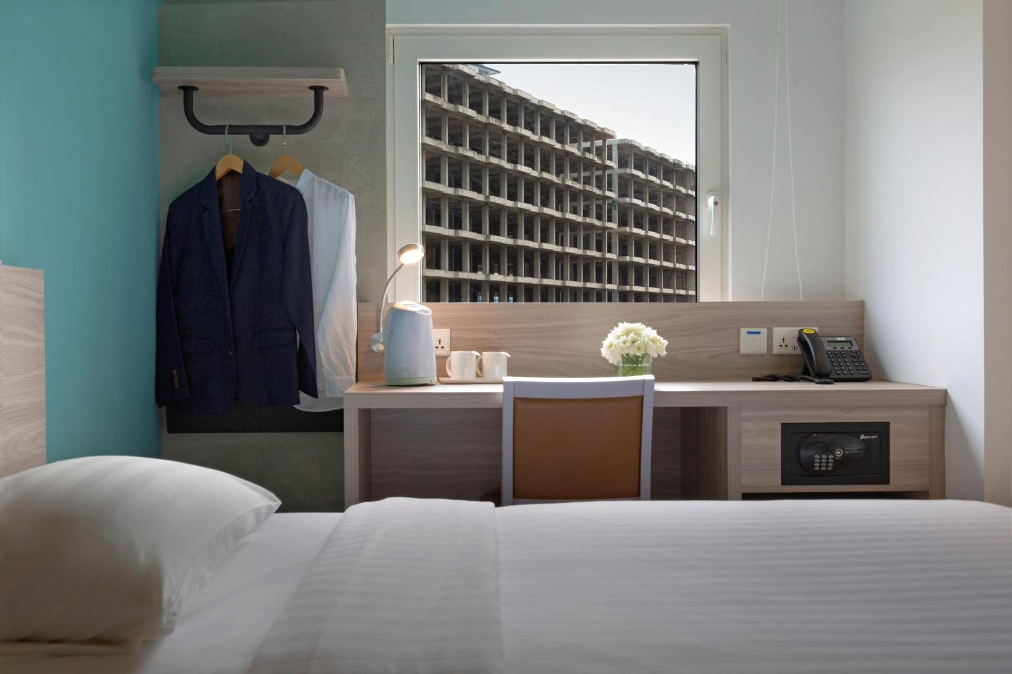 Ibis Budget Phnom Penh Riverside Extérieur photo